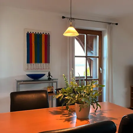 Am Chiemsee Mit Traumhaftem Seeblick, Balkon Und Garage Appartement *